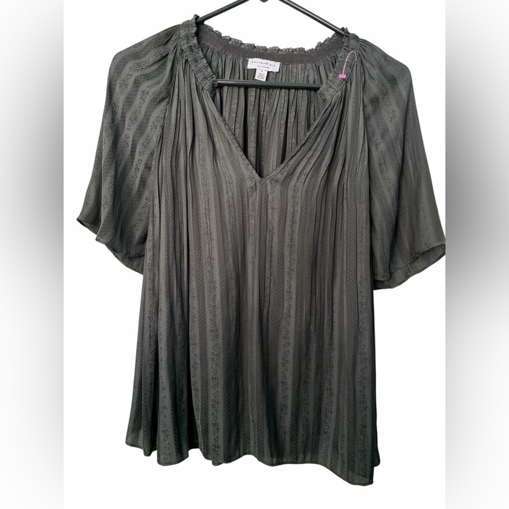 Current Air Charcoal Gray/Black Pattern VNeck SS Blouse